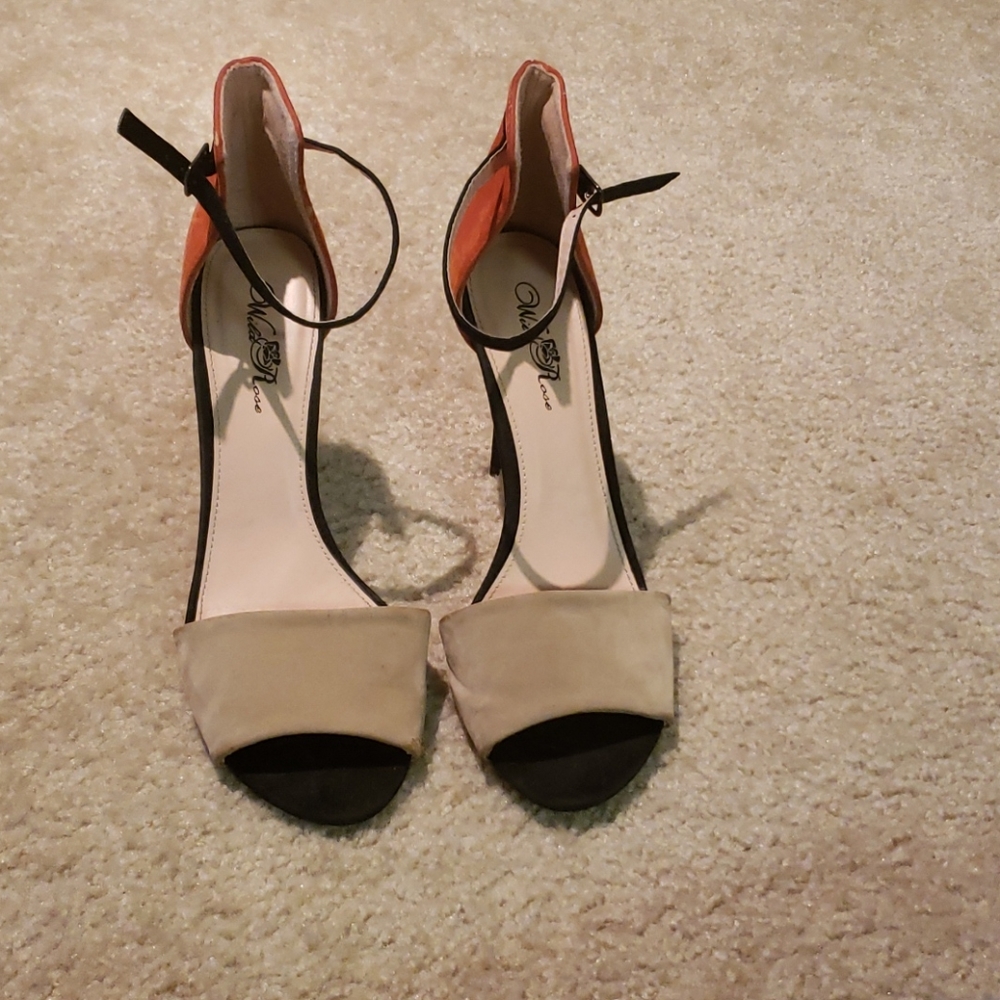 Color block heels - Picture 2 of 5